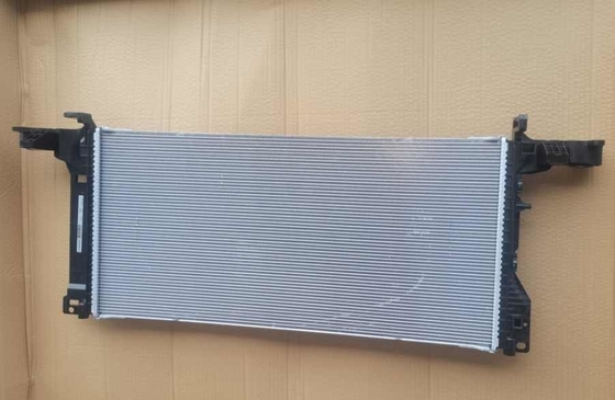 Car Interior Parts Perfect Fit Water Tank/Radiator for Geely Xingyue L Vehicles