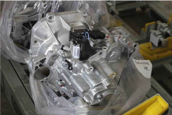 ODM Automatic Transmission Clutch Gearbox Replacement For Geely Boyue
