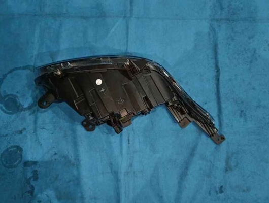 Geely geometry A plastic and glass fiber black simple atmospheric left front combination lamp