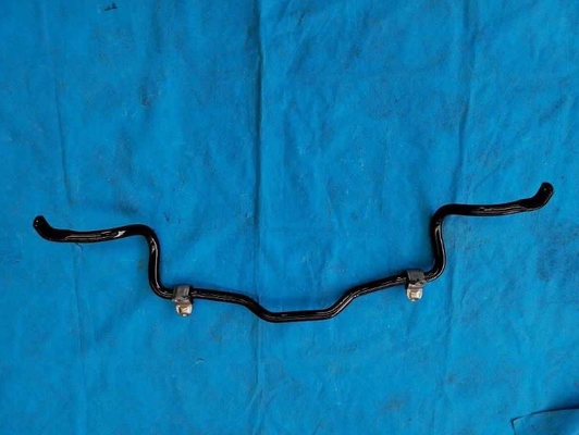 Geely Xingyue l High-strength alloy black front stabilizer used to stabilize the body and chassis