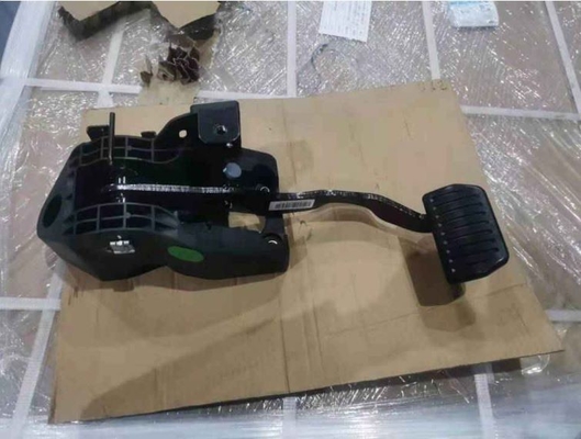 Geely Binyue high-strength alloy steel black brake pedal assembly for braking vehicles
