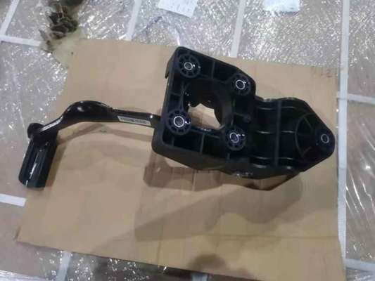 Geely Binyue high-strength alloy steel black brake pedal assembly for braking vehicles
